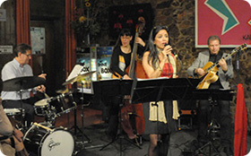 Jazz Quartett mit Sängerin